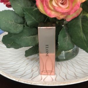 Eloise Get Gleaming Body Glow